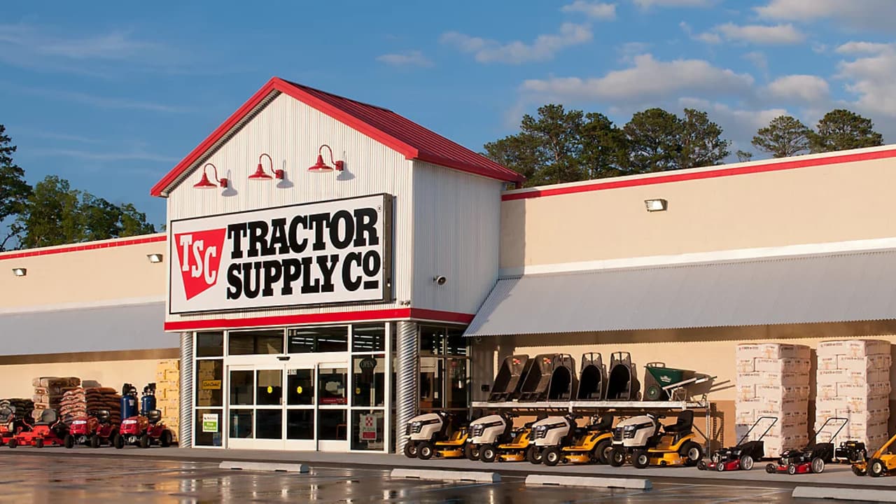 Tractor Supply Co. at Loxahatchee