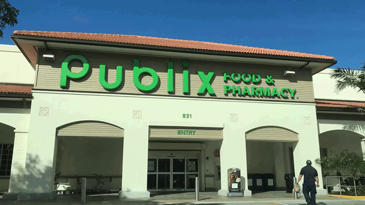 Publix at Village Commons